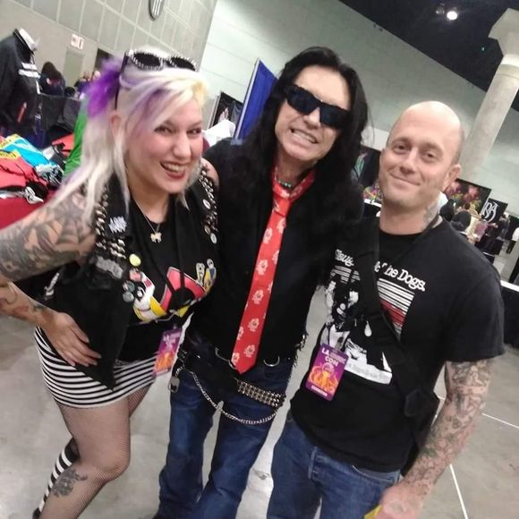 Meet your Posher, Ivy - Picture 1 of 1